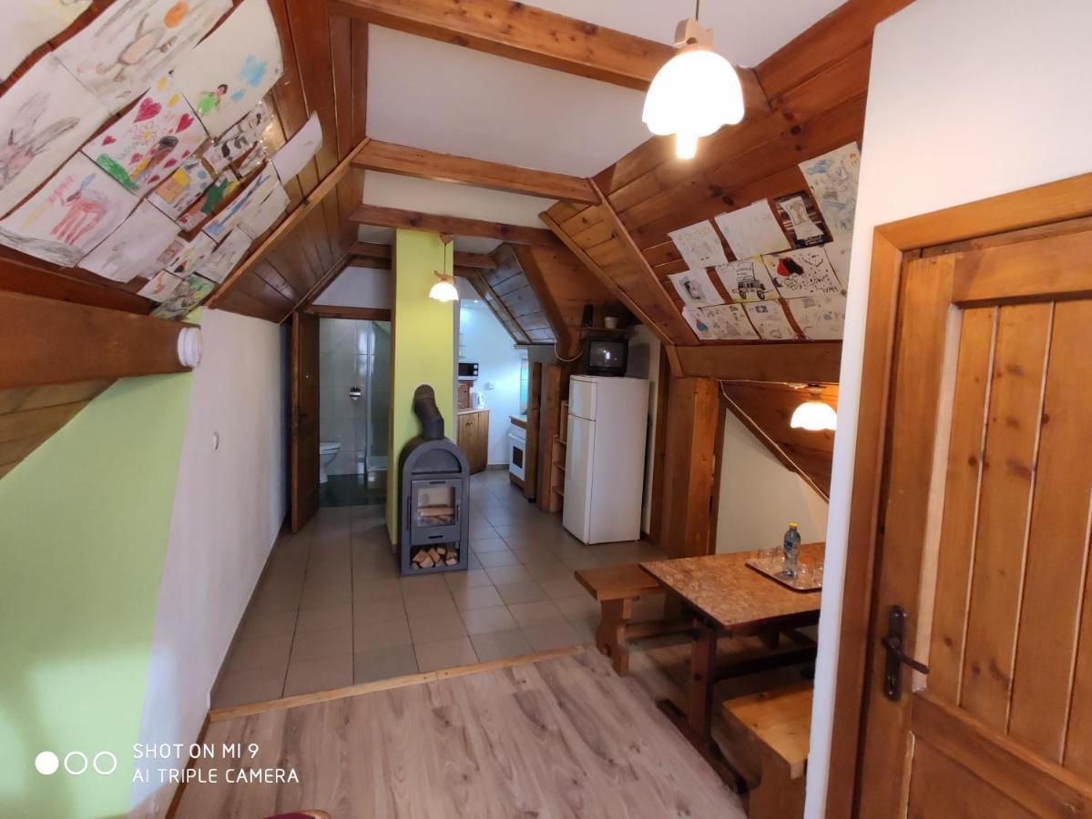 Apartament-Studio, Pokoje U Lucy Rabka-Zdrój Exterior photo