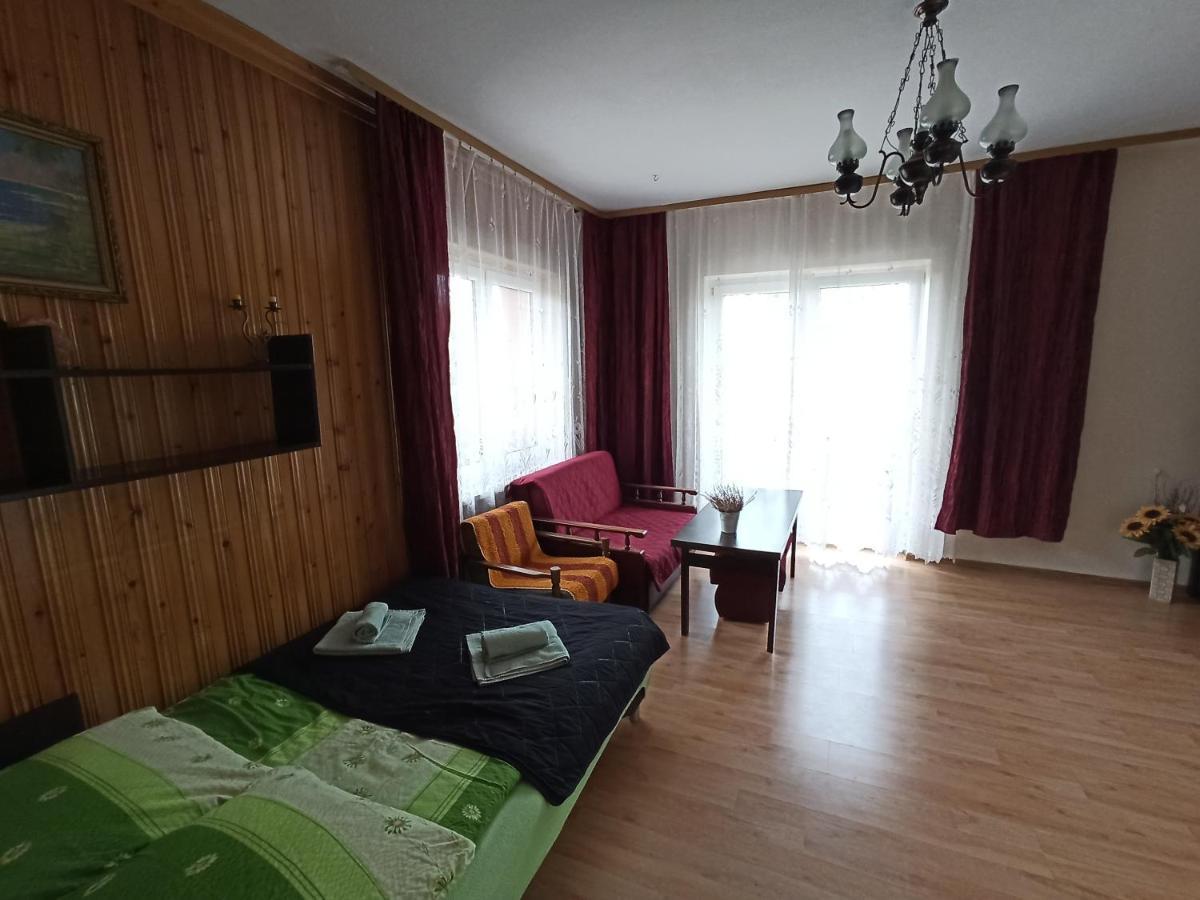 Apartament-Studio, Pokoje U Lucy Rabka-Zdrój Exterior photo