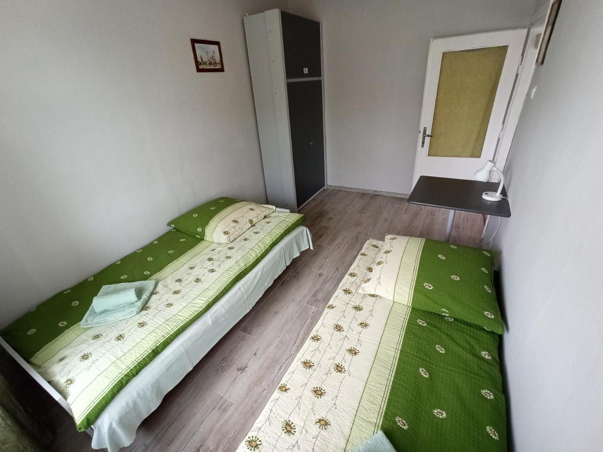 Apartament-Studio, Pokoje U Lucy Rabka-Zdrój Exterior photo